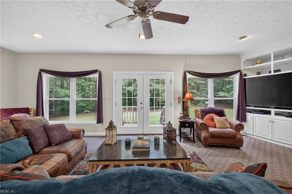 5573 Echo Lane Gloucester VA 23061