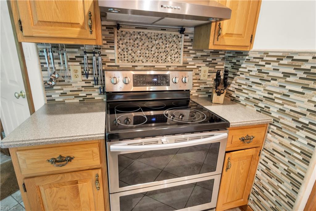 106 Millers Cove Road Newport News VA 23602