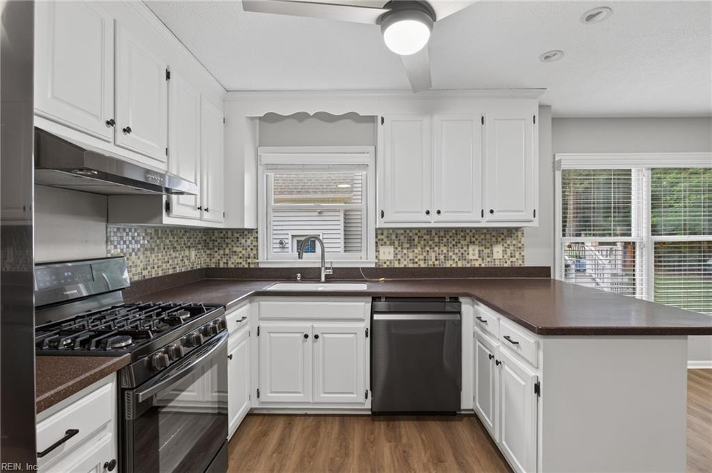 104 Blacksmith Arch Yorktown VA 23693