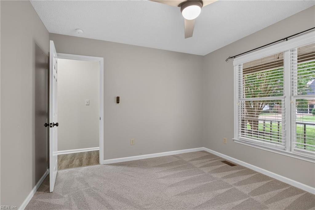 104 Blacksmith Arch Yorktown VA 23693