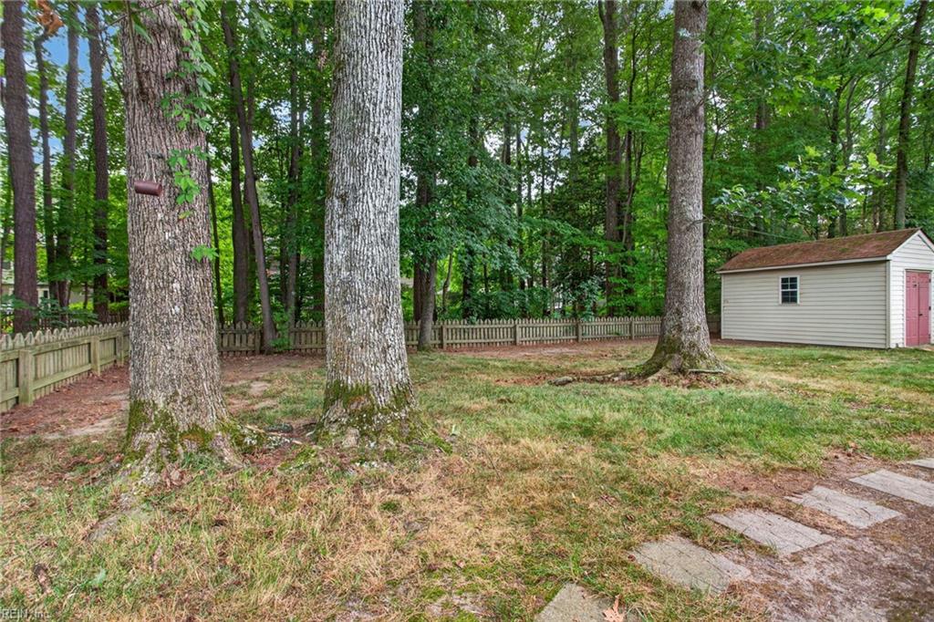 104 Blacksmith Arch Yorktown VA 23693