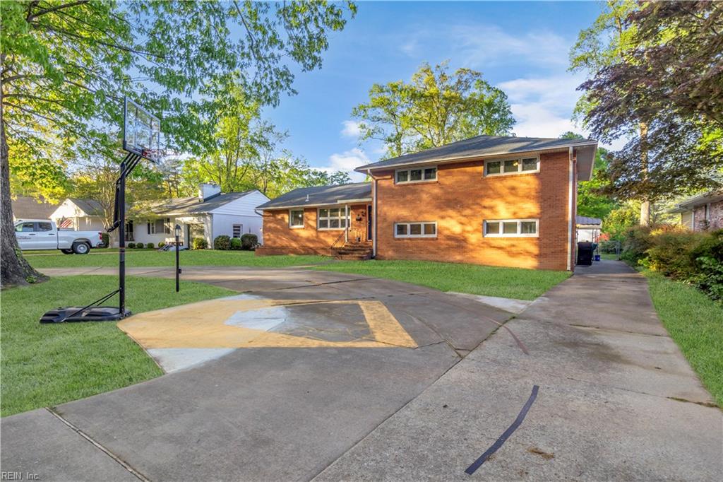 6 Downing Place Newport News VA 23606