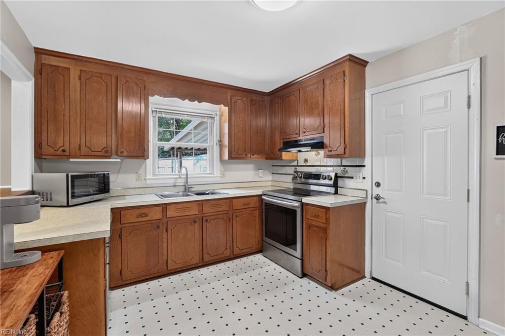 607 Beacon Court Newport News VA 23601