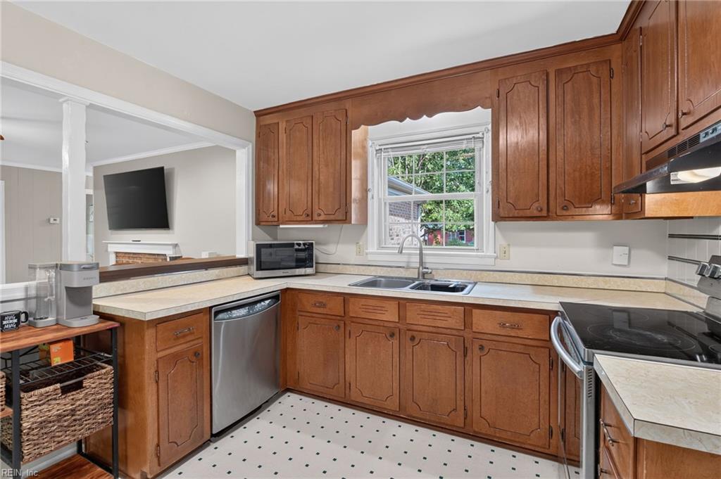 607 Beacon Court Newport News VA 23601