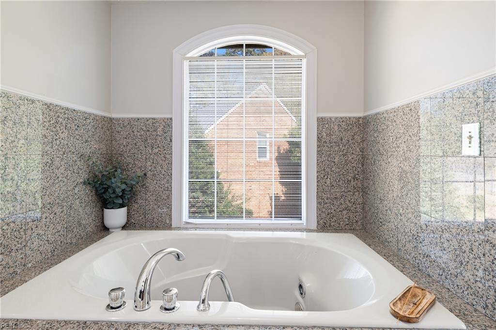 332 Woodbrook Run Newport News VA 23606