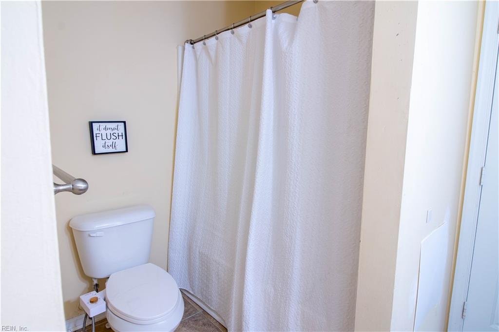 195 Old Bridge Road Newport News VA 23608