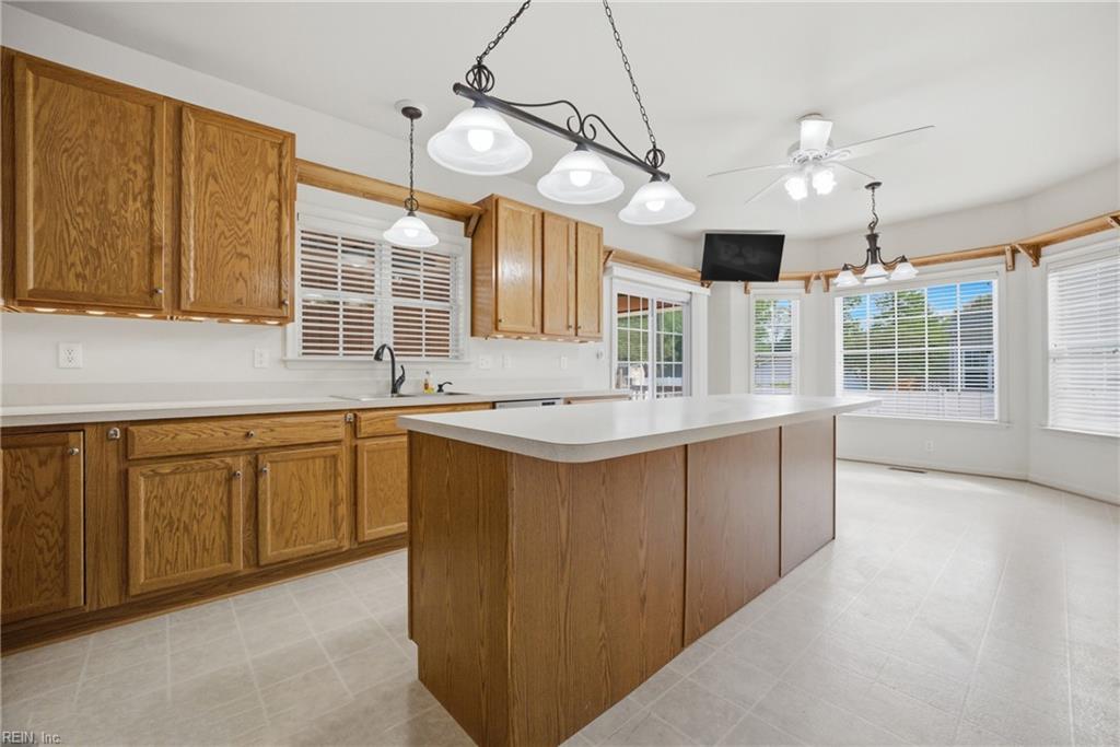 30 Holloway Road Newport News VA 23602