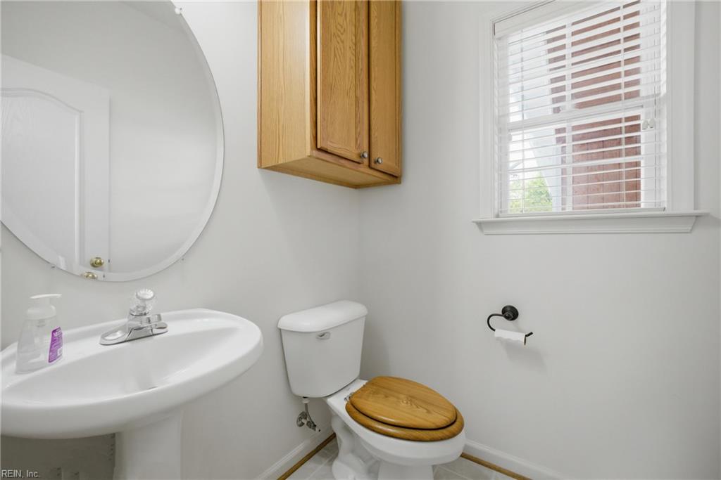 30 Holloway Road Newport News VA 23602