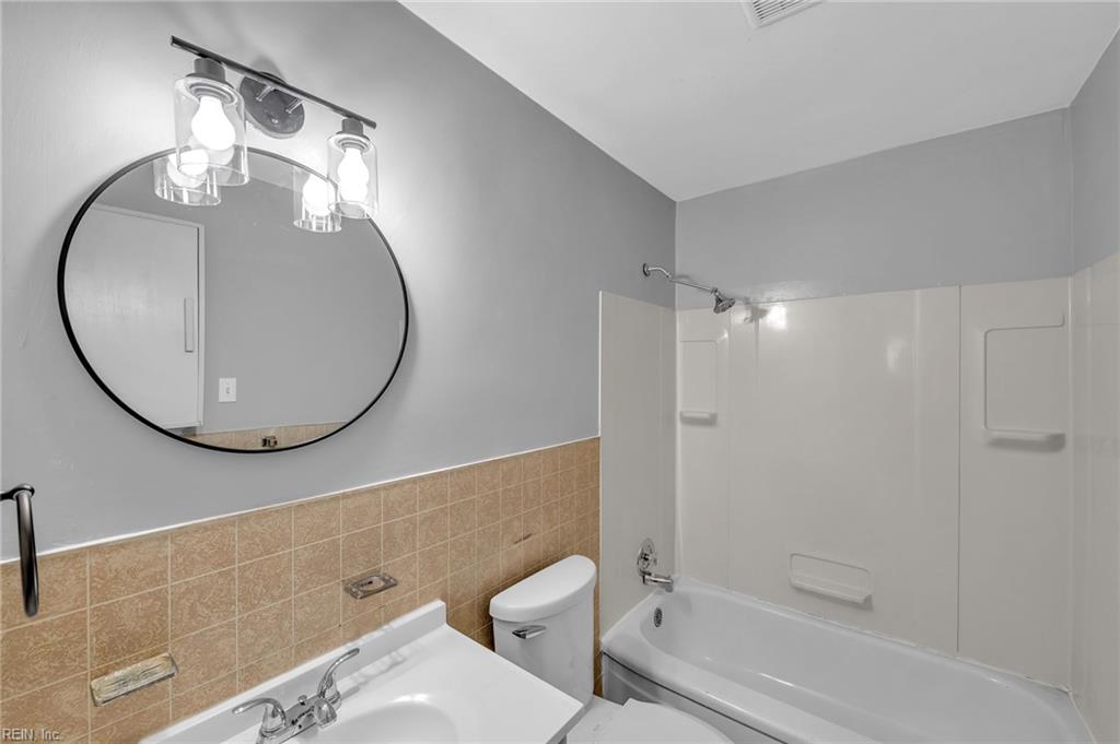 619 Hudson Terrace Newport News VA 23605