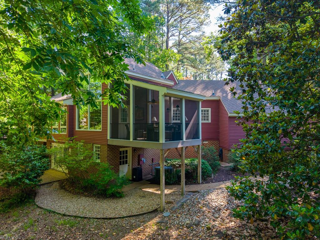 19 Whittakers Mill Road Williamsburg VA 23185