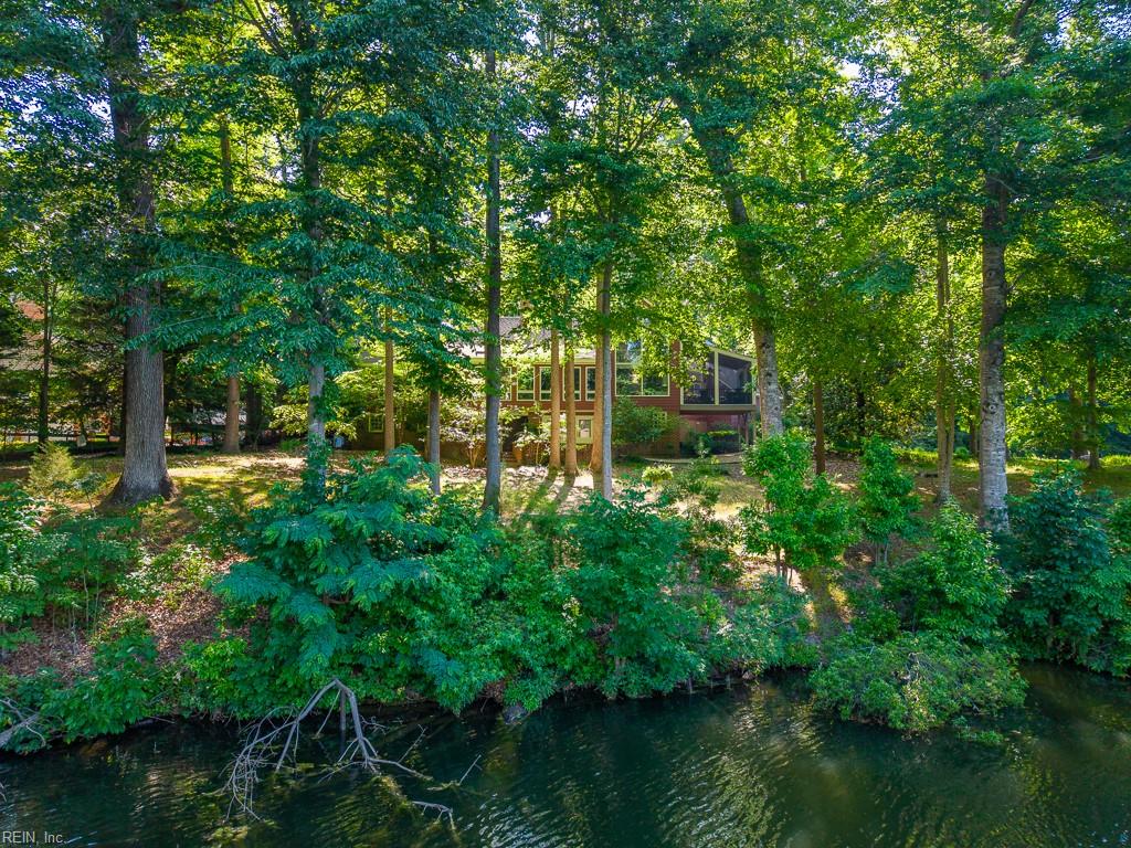 19 Whittakers Mill Road Williamsburg VA 23185