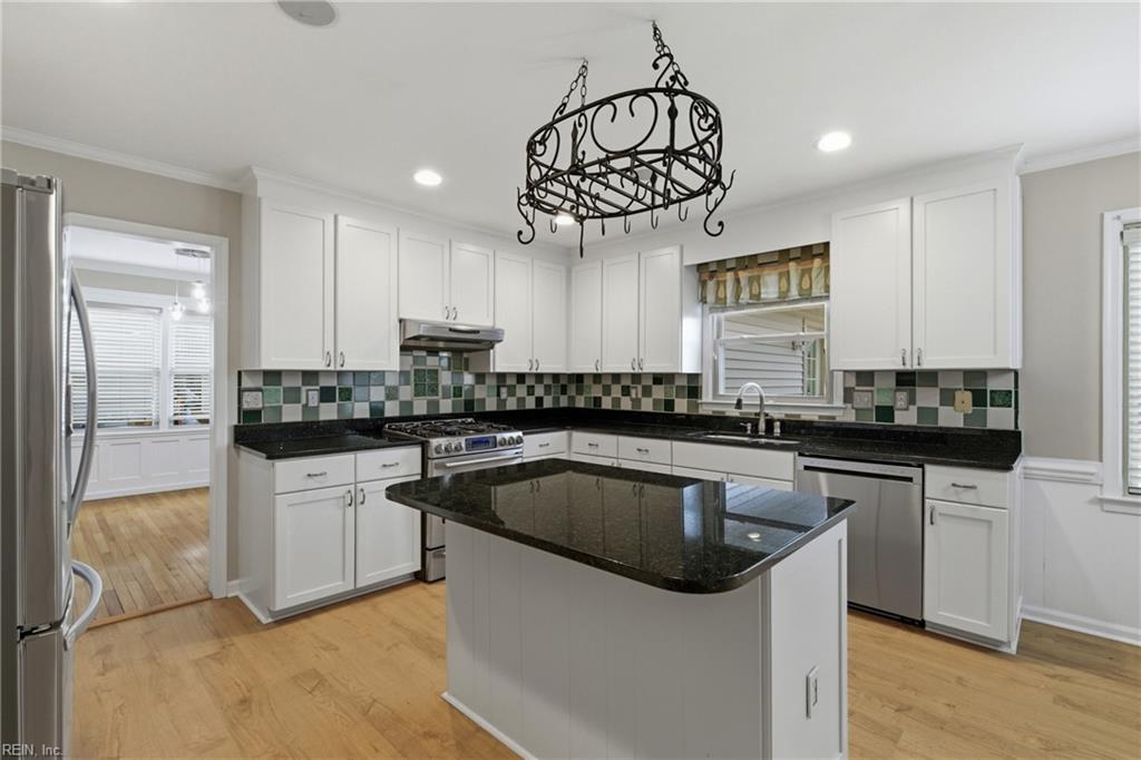 312 Lakeland Crescent Yorktown VA 23693