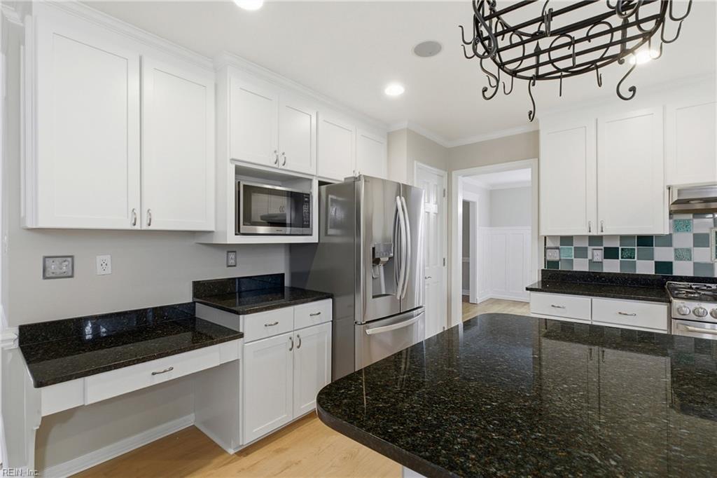 312 Lakeland Crescent Yorktown VA 23693