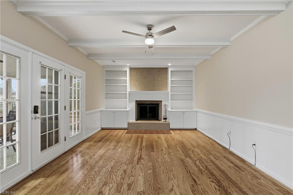 312 Lakeland Crescent Yorktown VA 23693