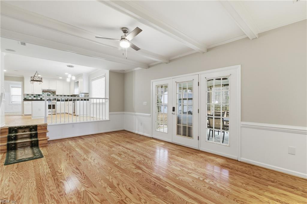 312 Lakeland Crescent Yorktown VA 23693