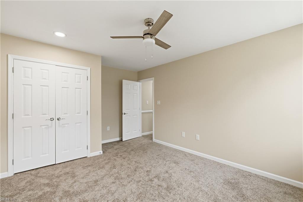 312 Lakeland Crescent Yorktown VA 23693