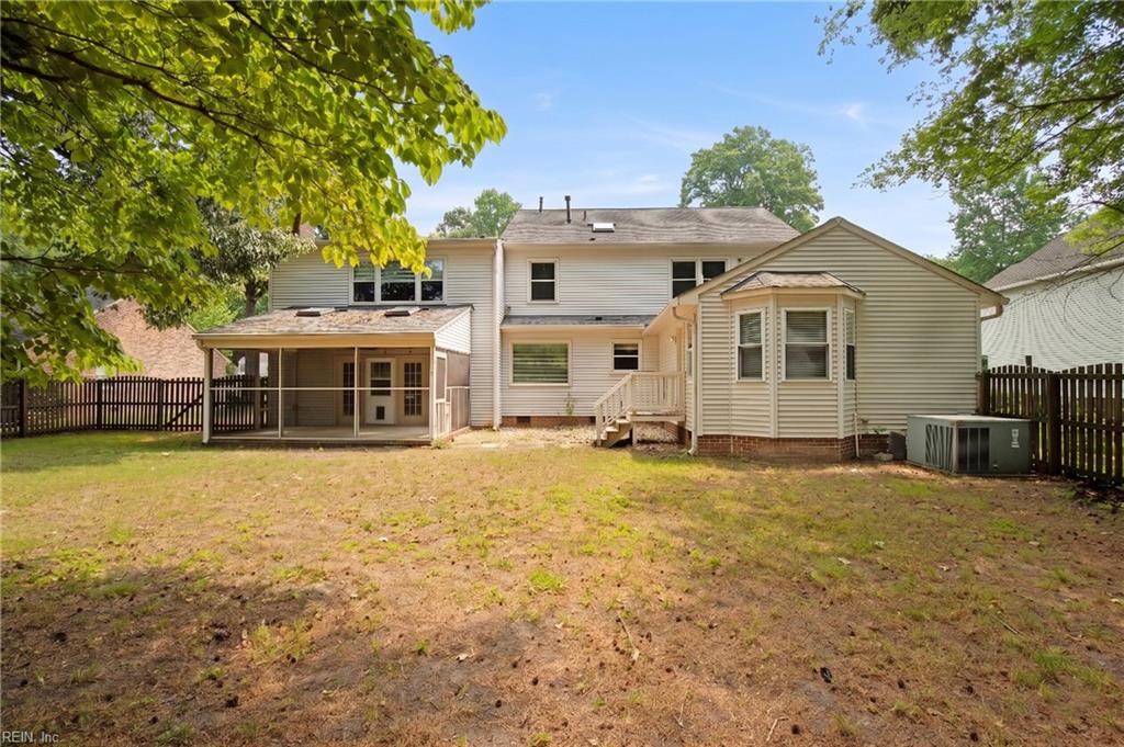 312 Lakeland Crescent Yorktown VA 23693