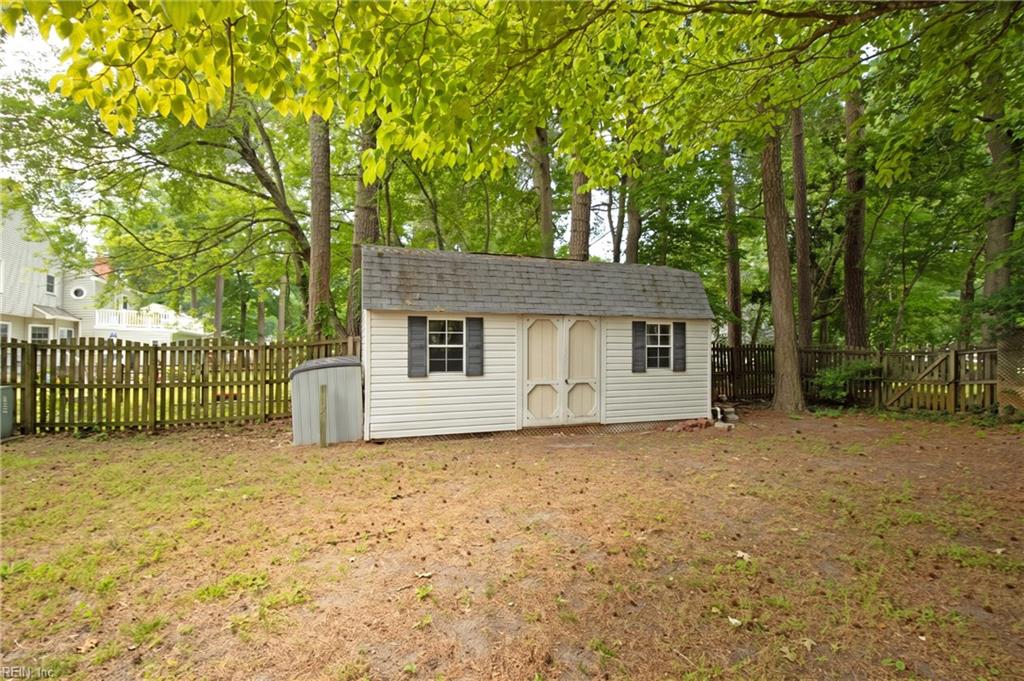 312 Lakeland Crescent Yorktown VA 23693