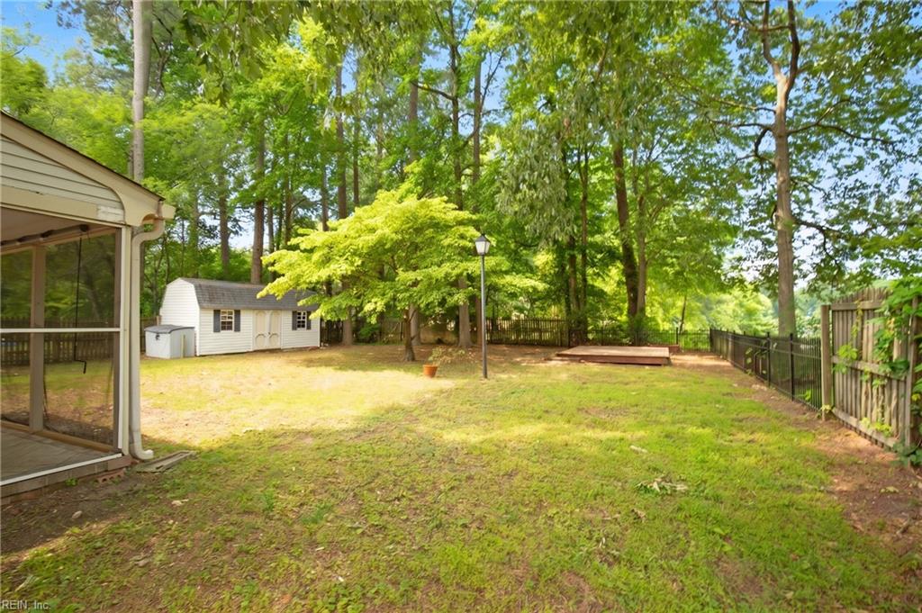 312 Lakeland Crescent Yorktown VA 23693