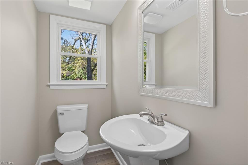 105 Glenn Circle Williamsburg VA 23185