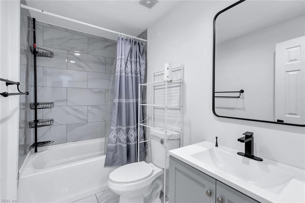 621 72nd Street Newport News VA 23605