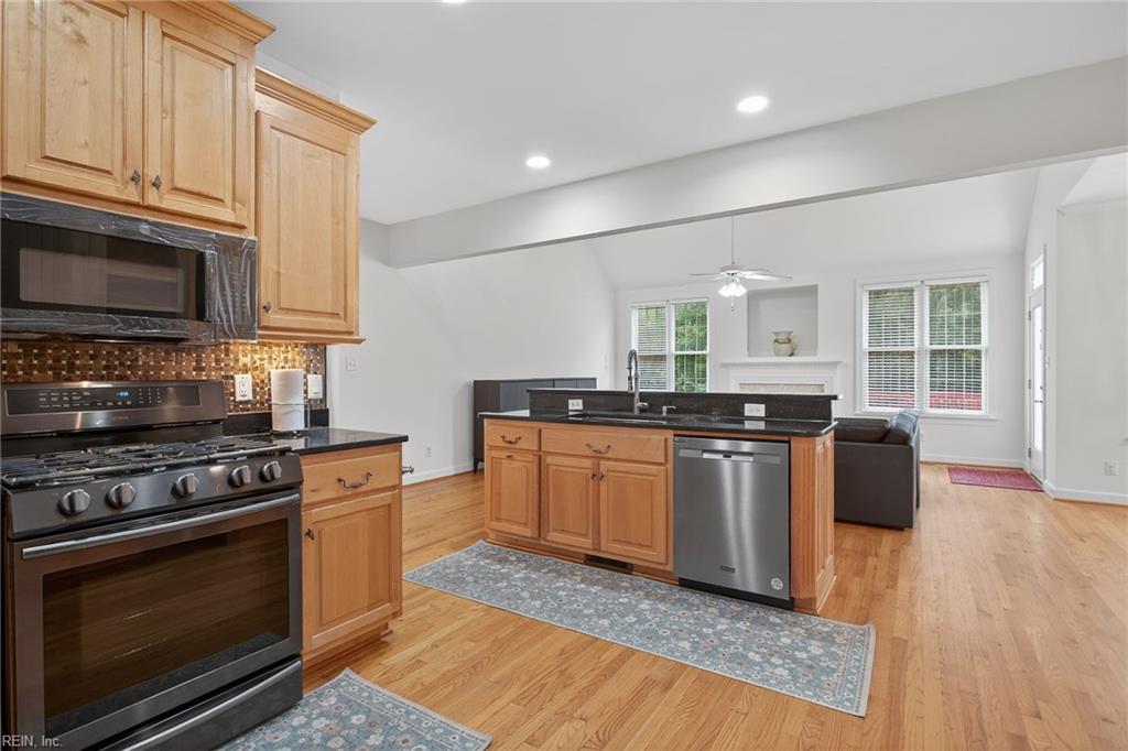 407 Honeysuckle Lane Yorktown VA 23693