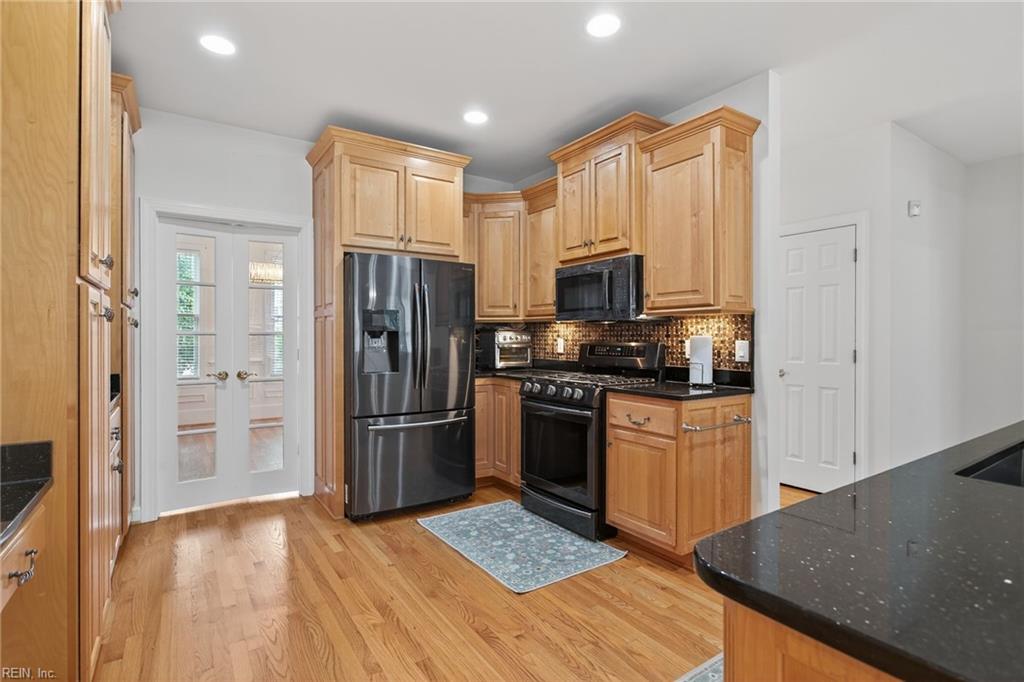 407 Honeysuckle Lane Yorktown VA 23693