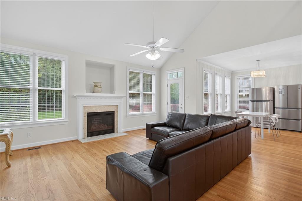 407 Honeysuckle Lane Yorktown VA 23693