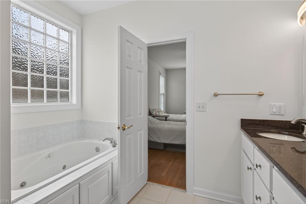 407 Honeysuckle Lane Yorktown VA 23693