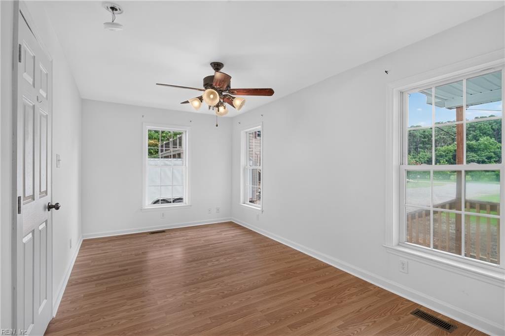 2559 Red Bank Road Gloucester VA 23061