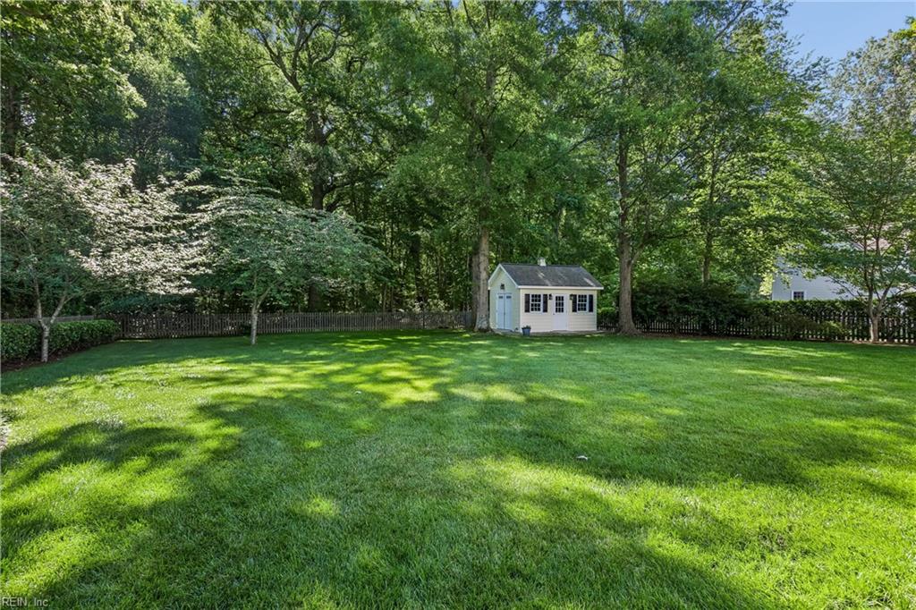 605 Lakeland Crescent Yorktown VA 23693