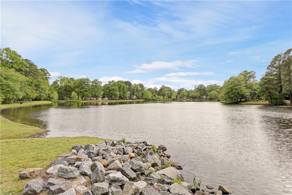605 Lakeland Crescent Yorktown VA 23693