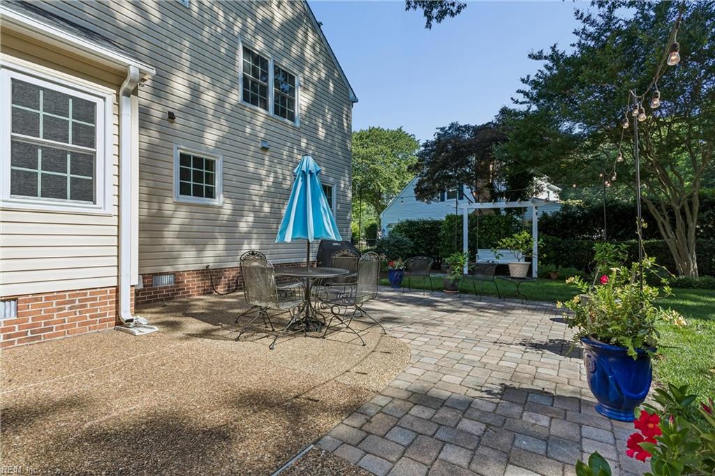 605 Lakeland Crescent Yorktown VA 23693