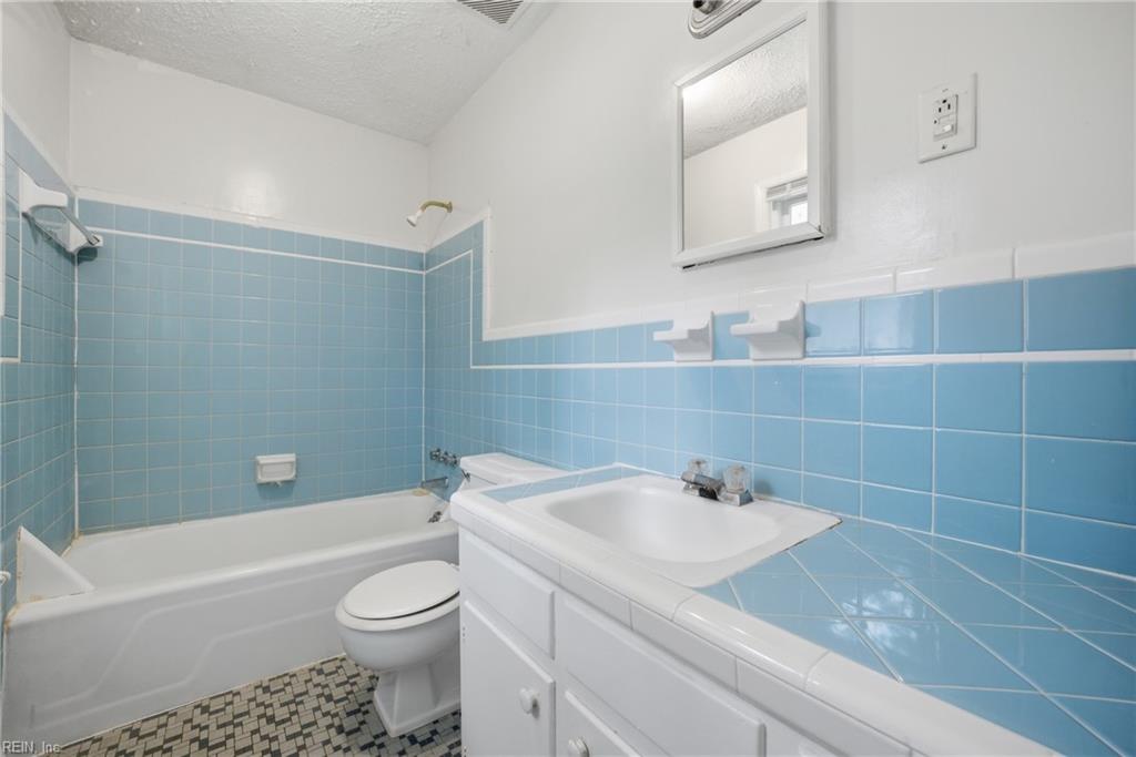 914 Briarfield Road Newport News VA 23605