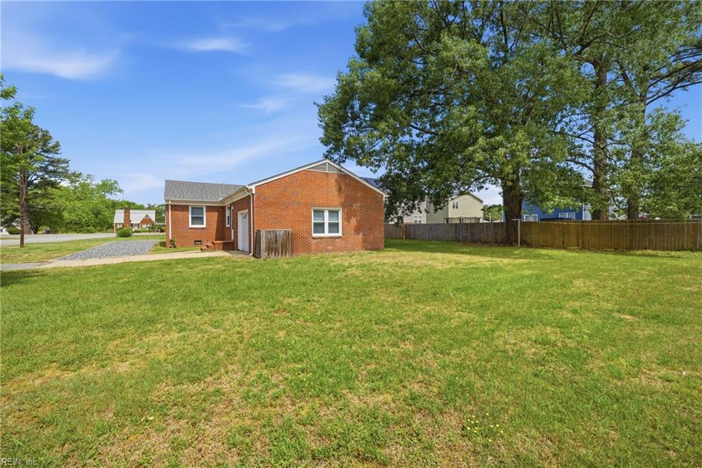 914 Briarfield Road Newport News VA 23605