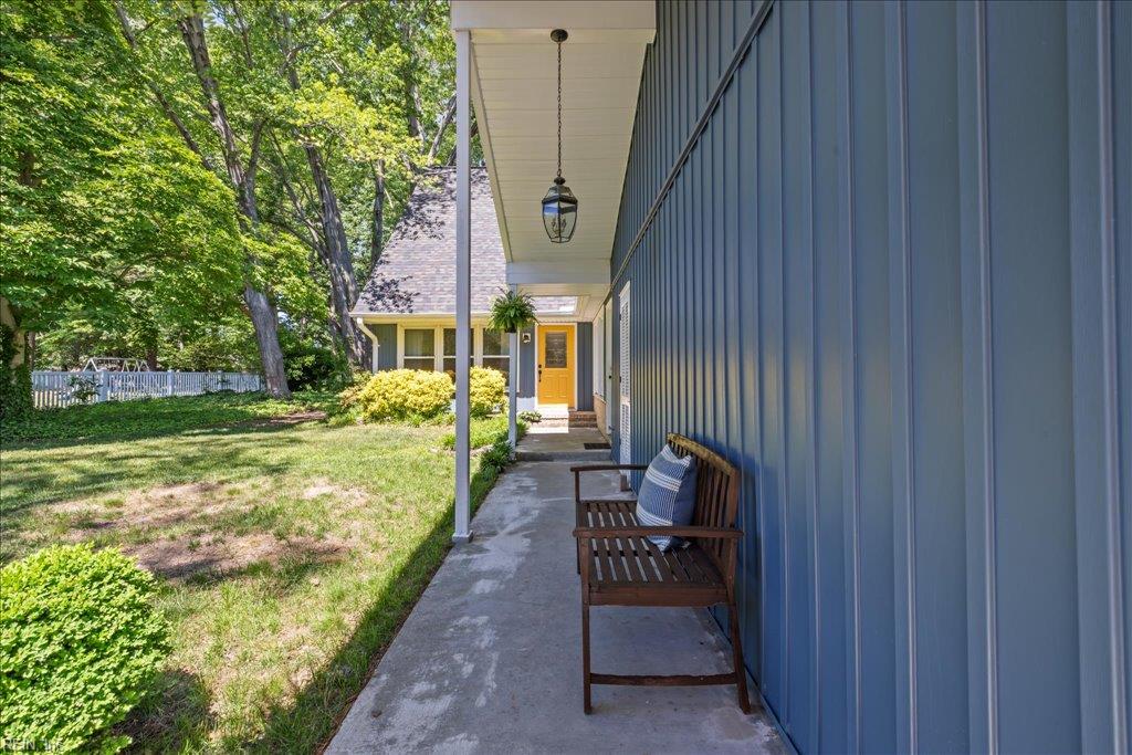 14 Huguenot Road Newport News VA 23606