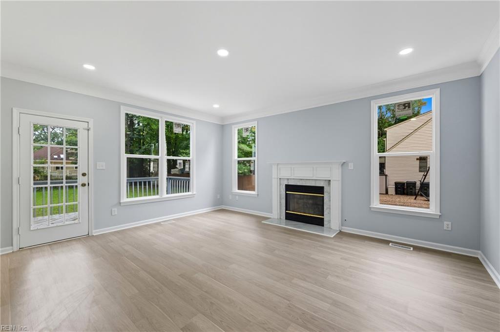 101 Piankatank Turn Yorktown VA 23693