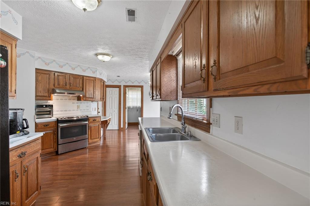 1205 Springwell Place Newport News VA 23608
