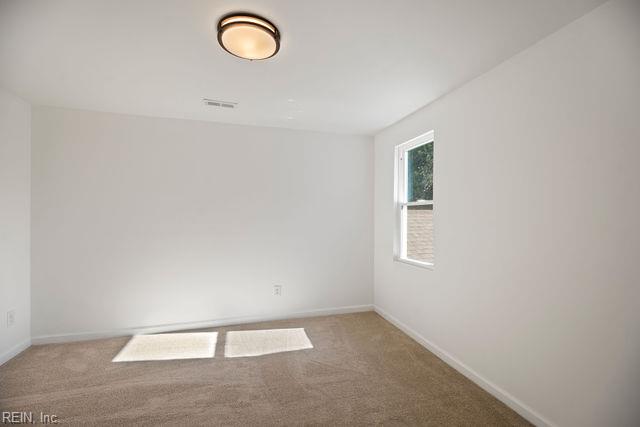 423 Pine Avenue Newport News VA 23607