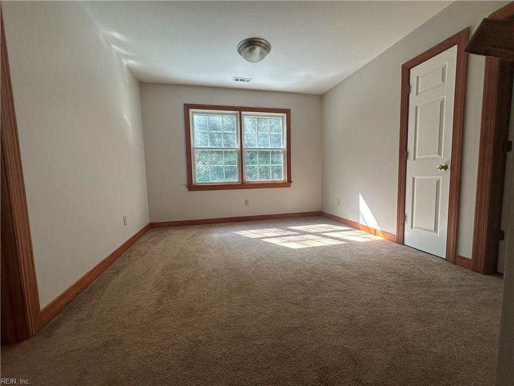 8811 Chipsin Path Gloucester VA 23061