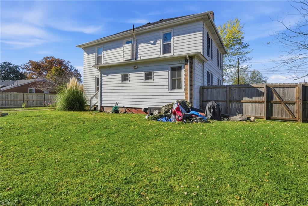 498 Romayne Drive Newport News VA 23601
