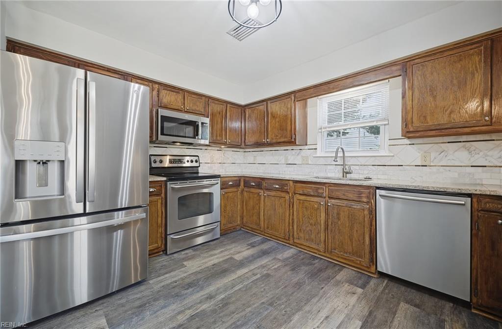 123 Plainfield Drive Newport News VA 23602