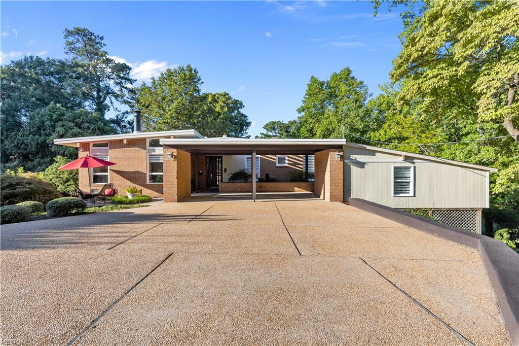 8 Rollingwood Place Newport News VA 23606