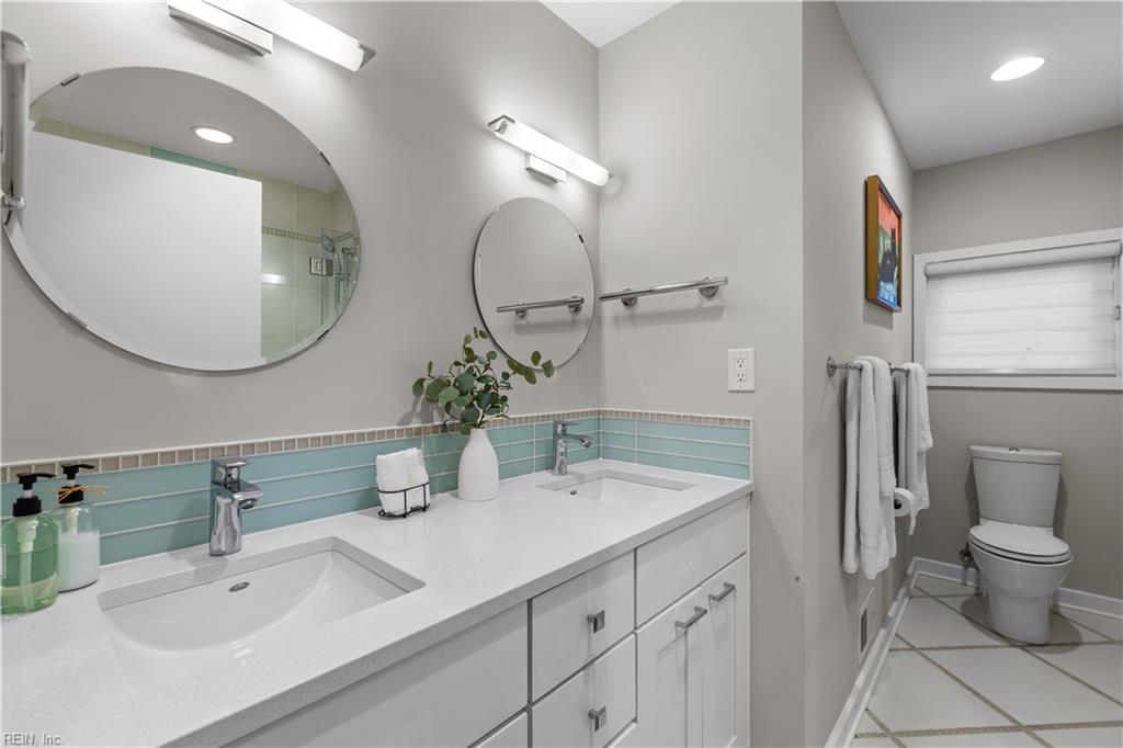 8 Rollingwood Place Newport News VA 23606