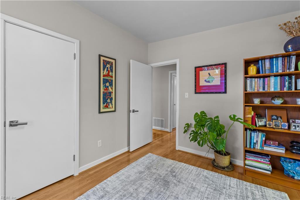 8 Rollingwood Place Newport News VA 23606