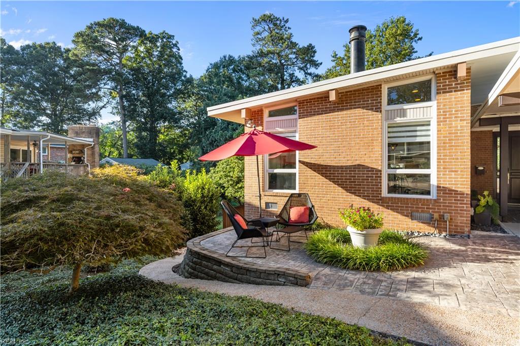 8 Rollingwood Place Newport News VA 23606