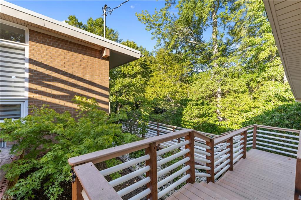 8 Rollingwood Place Newport News VA 23606