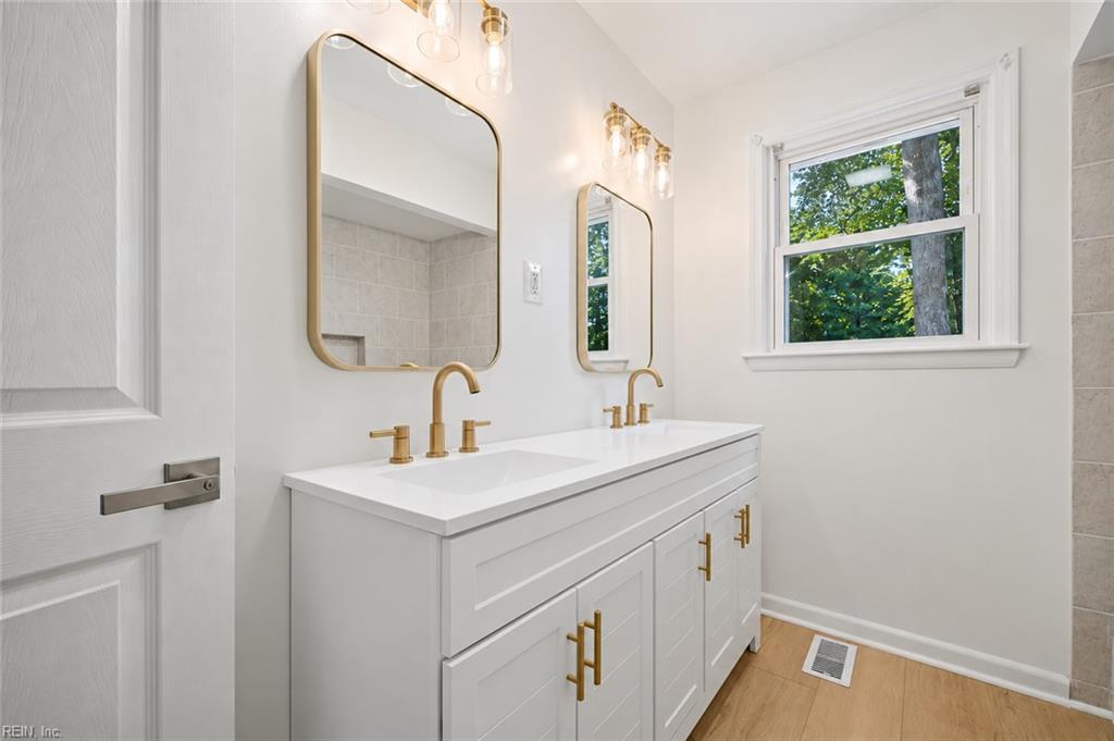 537 Hallmark Drive Newport News VA 23606