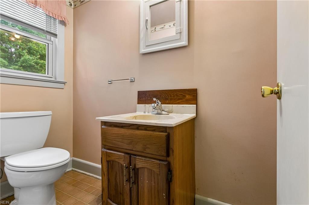 319 Mistletoe Drive Newport News VA 23606