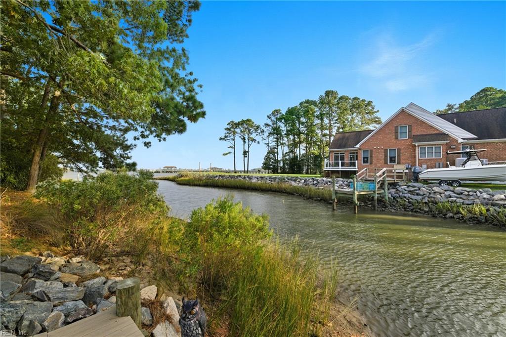 718 Dandy Loop Road Yorktown VA 23692